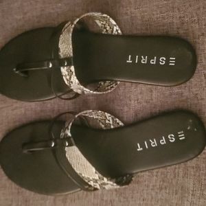 Esprit NWOT size 9 sandals
